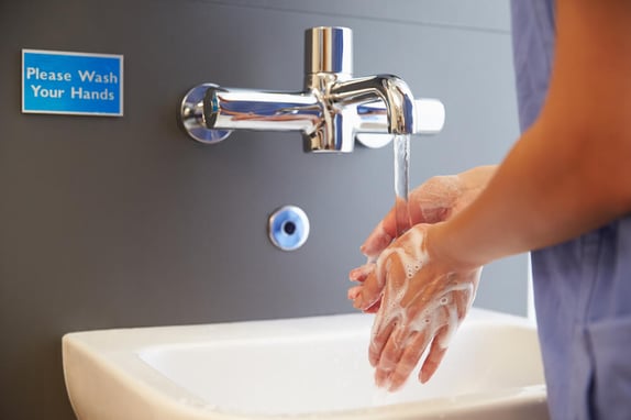 medical staff washing hands-2